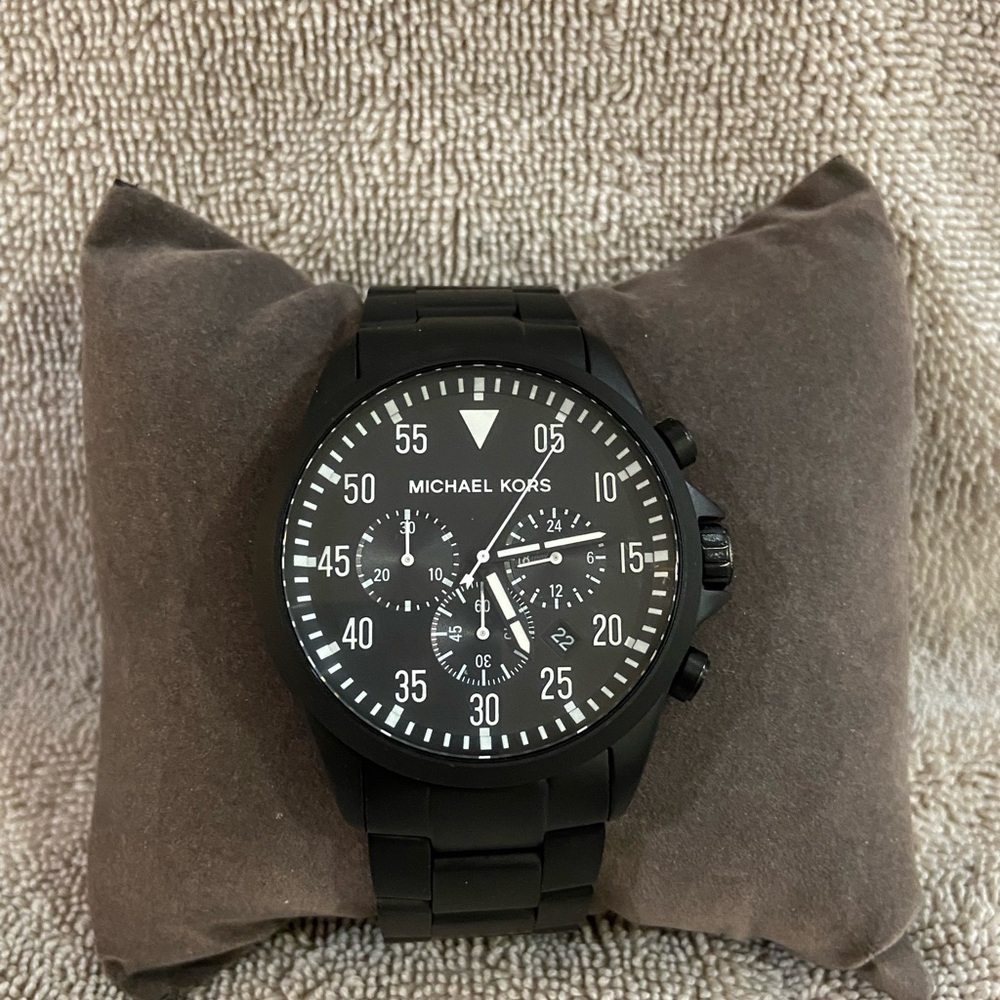 NWOT Michael Kors MK-8414 Matte Black Chronograph Watch